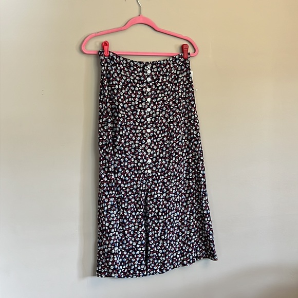 Karen Kane Button Front Midi Skirt. - Picture 5 of 13